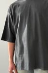 Gabriel Yaka Yırtık Detay Yıkamalı Oversize T-shirt Antrasit